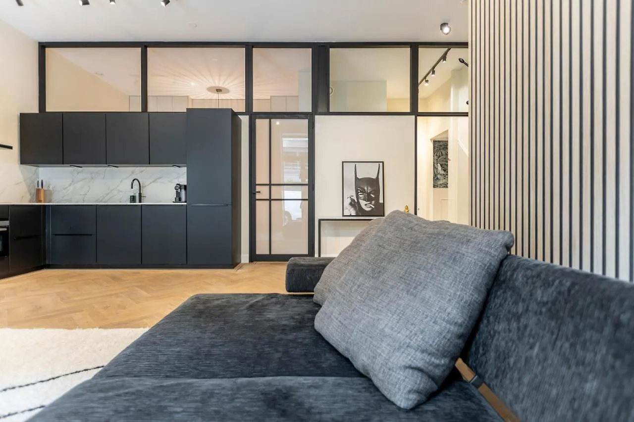 Design Apartment In Scheepvaartkwartier Rotterdam Netherlands