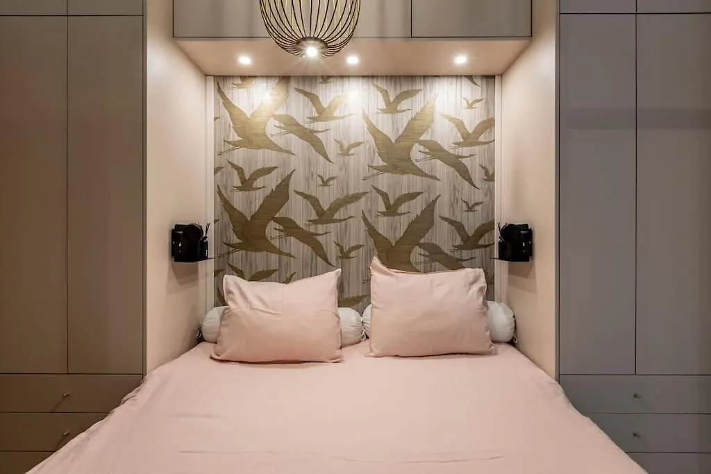 Design Apartment In Scheepvaartkwartier Rotterdam Netherlands